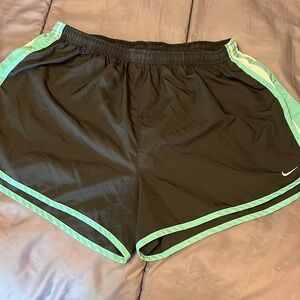 COPY - Nike Lined Running Shorts